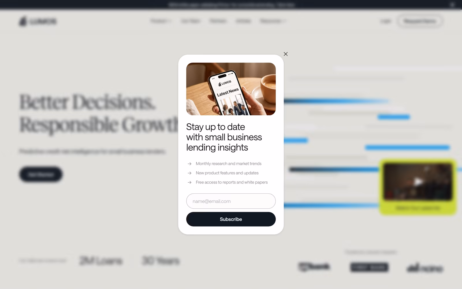 Lumos — Minimalist SaaS website design